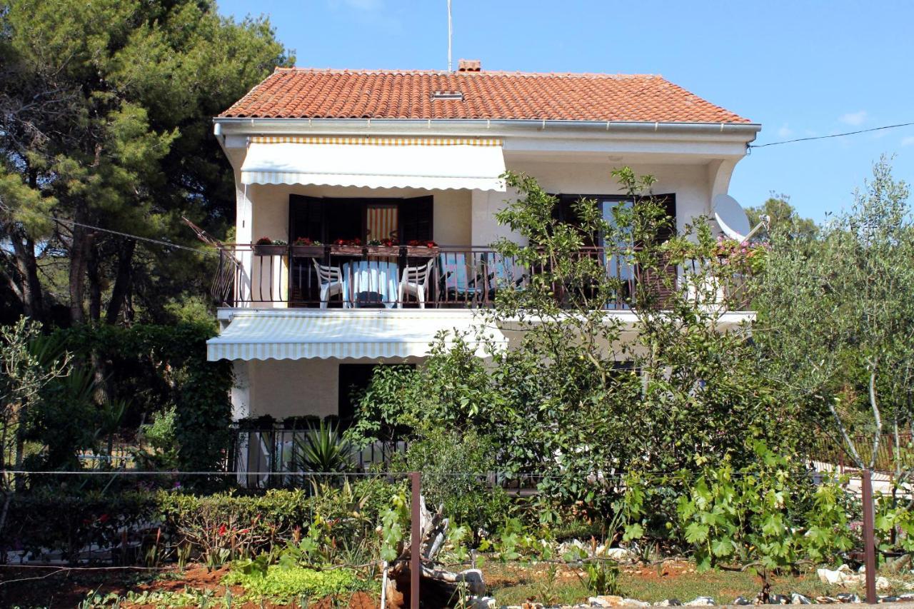 Apartments By The Sea Brgulje, Molat - 6241 Εξωτερικό φωτογραφία