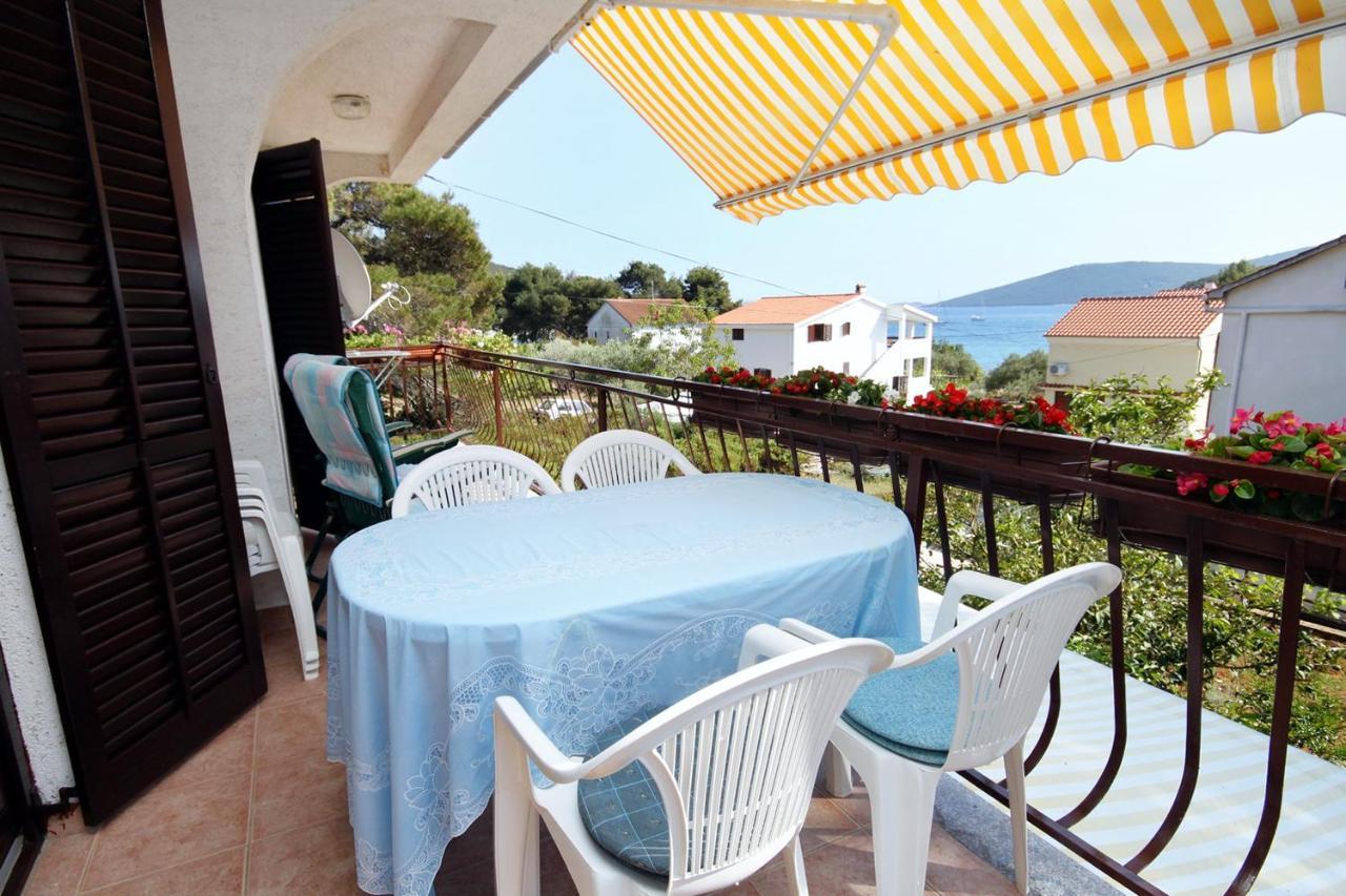 Apartments By The Sea Brgulje, Molat - 6241 Εξωτερικό φωτογραφία