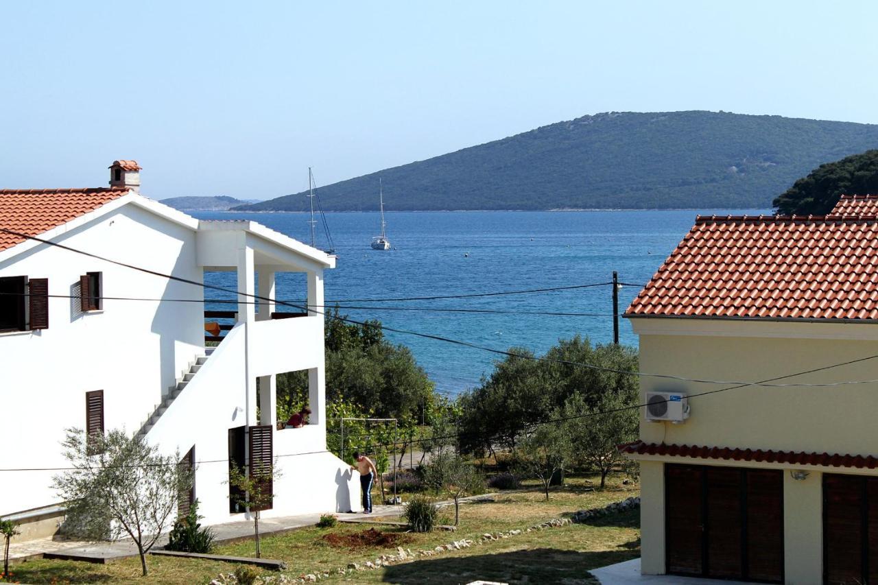 Apartments By The Sea Brgulje, Molat - 6241 Εξωτερικό φωτογραφία